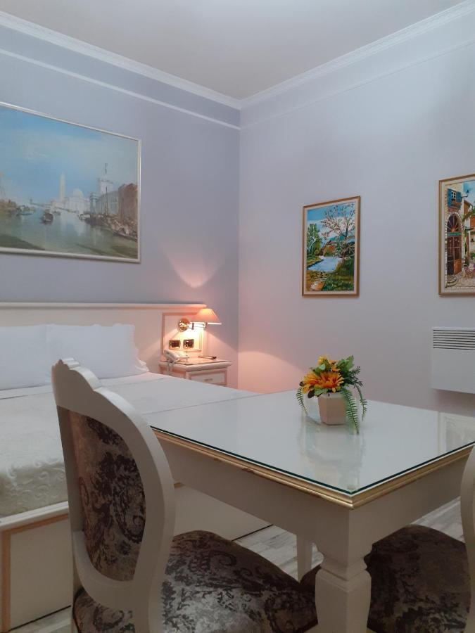 Hotel Guri Elbasan Luaran gambar